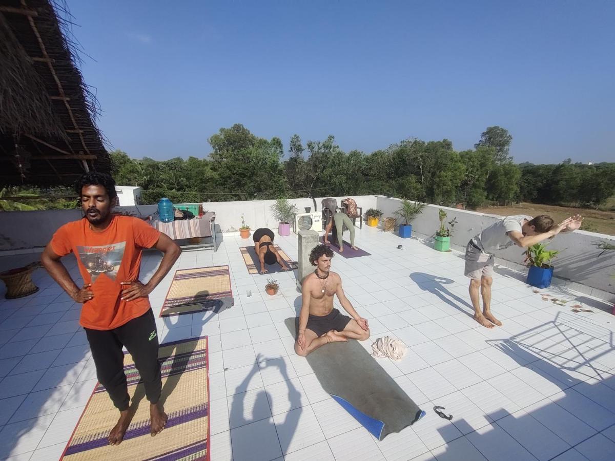 Woodpacker Hostel Auroville Pondicherry Buitenkant foto
