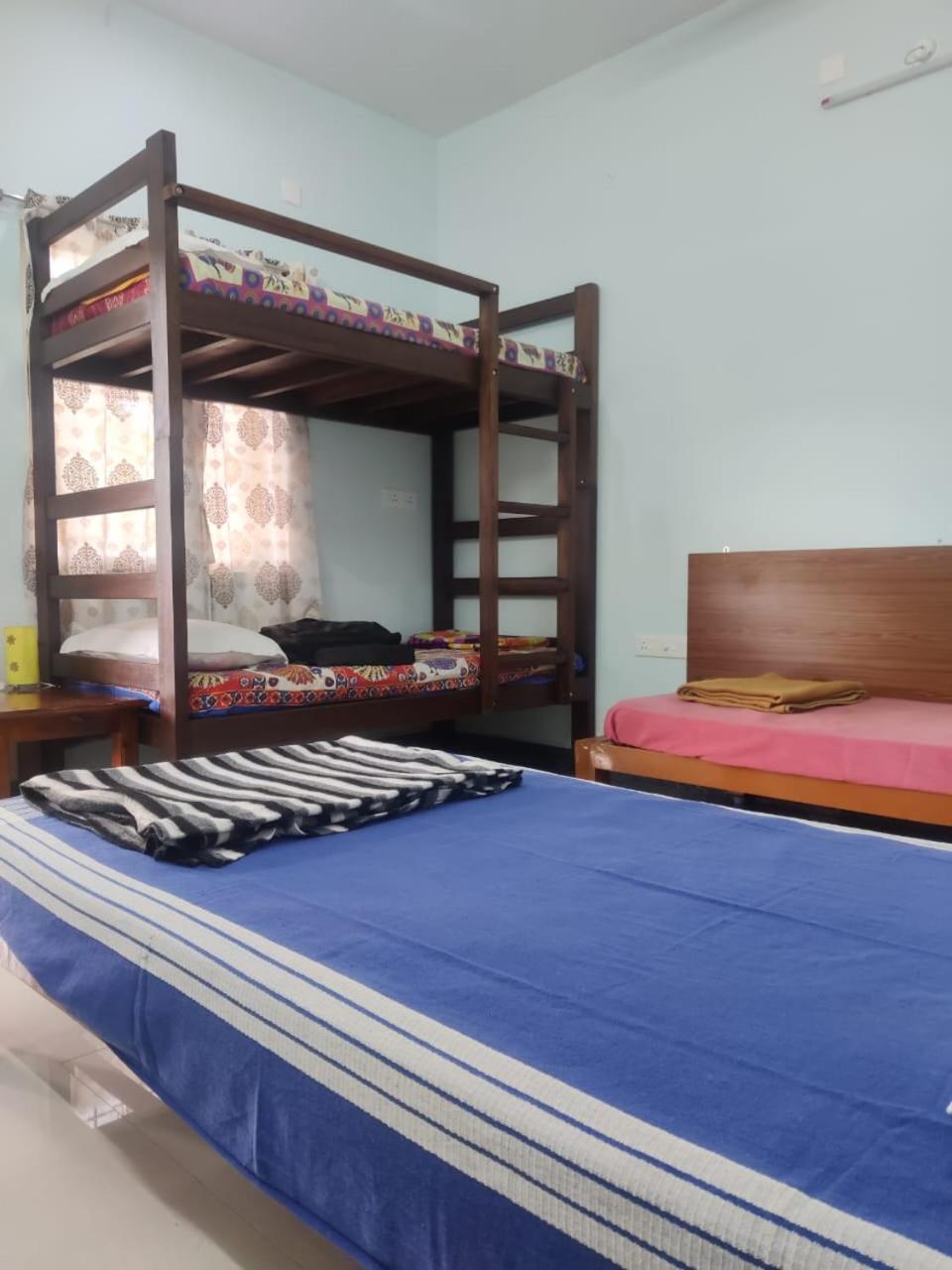 Woodpacker Hostel Auroville Pondicherry Buitenkant foto